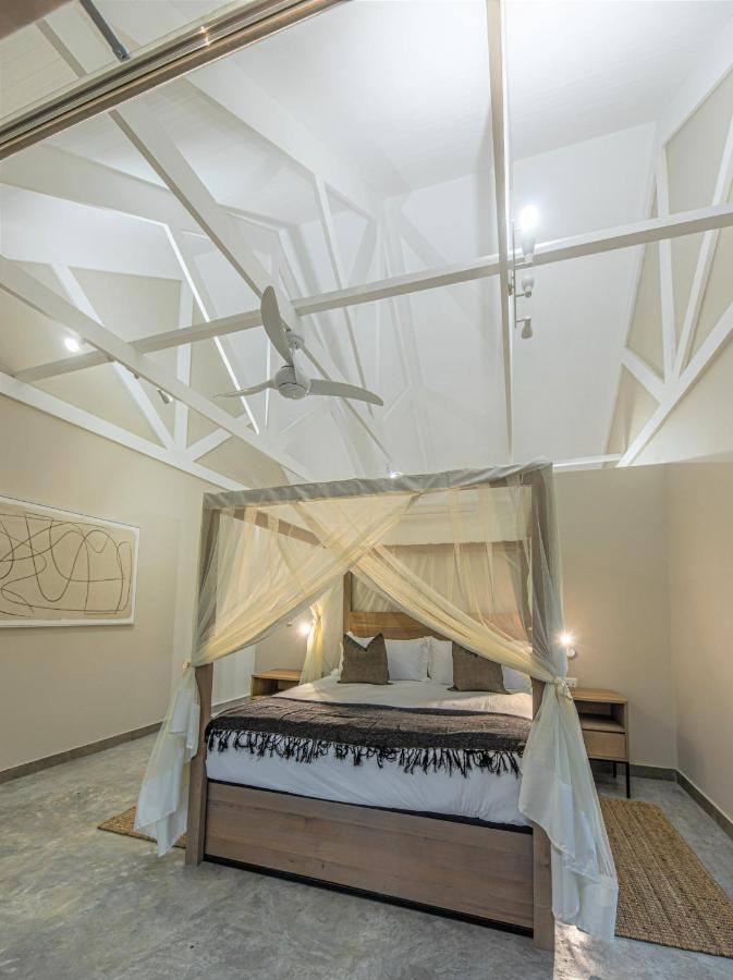 Little Kubu Lodge Hoedspruit Exterior photo